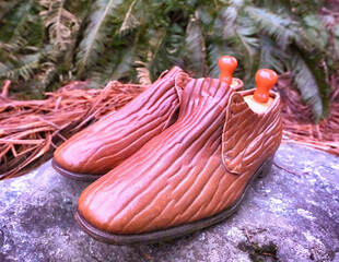 Vintage men's shoes made of exotic leather.