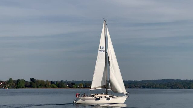 Lago vela
