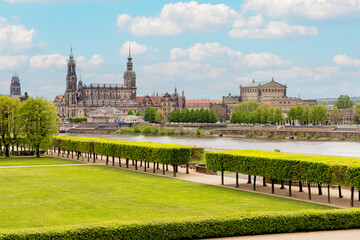 Blick auf die Altstadt von Dresden vom japanischen Palais