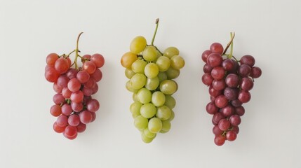 Fototapeta premium A minimalist composition of red and green grapes on a white background generative ai