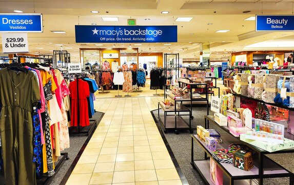 Macy's Backstage Manassas Mall, Virginia, USA