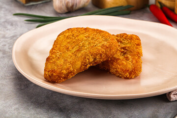 Fried potato hash brown snack