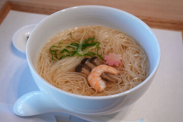 Japanese Food, Somen or Nyumen Noodle Soup - 日本料理 そうめん 温麺