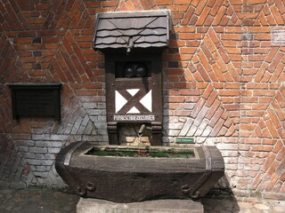 Puparschbierbrunnen in der historischen Stadt Salzwedel in der Altmark in Sachsen-Anhalt