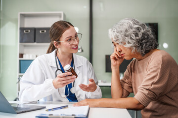 Obraz premium Caucasian female psychiatrist sits at her desk, providing mental health consultations and therapy sessions to her patients with empathy and expertise.