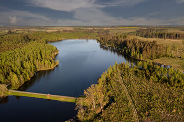 Blick über den Kiliansteich Teich bei Straßberg im Harz