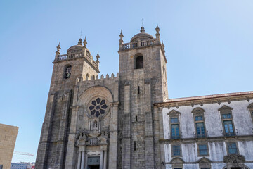 Fototapeta na wymiar Porto historic church cathedral portugal