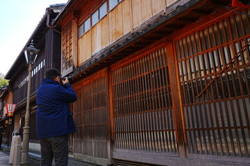 Fototapeta premium Higashi Chaya District in Higashiyama, Kanazawa, Japan - 日本 石川県 金沢市 東山 ひがし茶屋街 