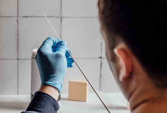 Improving livestock through genetic technologies. The application of scientific techniques in artificial insemination to produce better livestock breeds