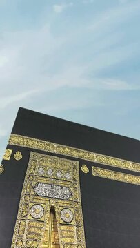 Kaaba Masjid Al Haram Time Lapse. Makkah Mecca. Islamic Holy Site Vertical video 