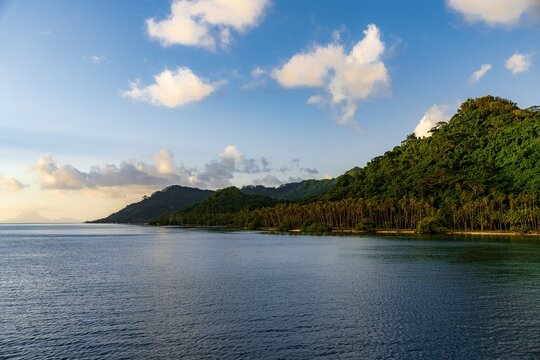 The Mountain Range of Motu Mahaea (Taha&rsquo;a), French Polynesia