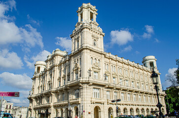 Obraz premium facade of the cathedral