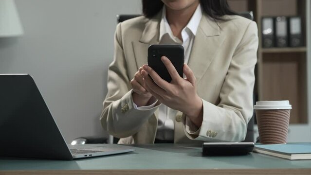 Experienced Asian businesswoman with CPA certification and a Bachelor's degree in Accounting or Finance. Proficient in bookkeeping, auditing, tax, and financial accounting using various software.