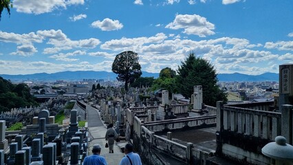 일본 교토 오래된 공동묘지