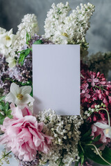 White card on spring bouquet backgraund, Card mockup, invitation mockup, postcard mockup