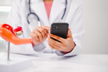 Female doctor specializing in online consultations for reproductive health issues endometriosis, uterine fibroids, gynecologic cancer, HIV/AIDS, interstitial cystitis, PCOS, STDs