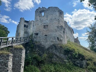Fototapeta na wymiar Teplice castle in Sklene Teplice
