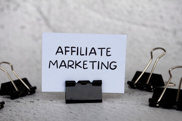 Affiliate marketing text on standing white paper