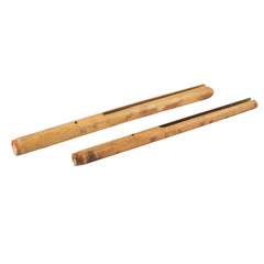 Sasesahang is a traditional Indonesian musical instrument shaped like a tuning fork made from bamboo with sharp ends. The sound that is emitted depends on the height of the bamboo tube segments
