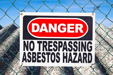 Dangerous presence of asbestos fibers in a construction site wit