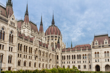 Fototapeta premium Old palace building with ancient European architecture in a famous landmark in Budapest, Hungary
