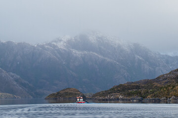 Magallanes and the mountains