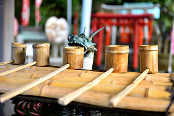 三崎の海南神社の手水場柄杓