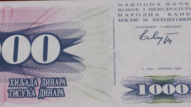 1000 Serbia dinar currency bill money banknote 1