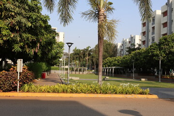 Obraz premium A gated housing society in Hyderabad of Telangana in India. Photo: May 2, 2024
