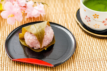 	桜餅と抹茶と桜
