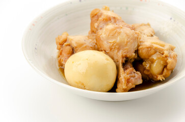 鶏手羽元とたまごの甘辛煮