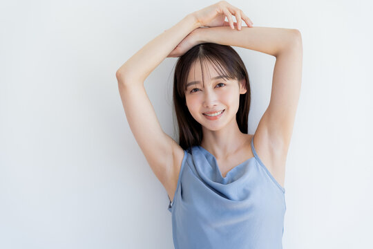 若い日本人女性の美容イメージ