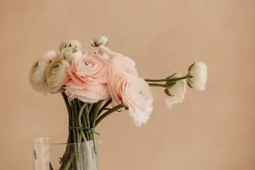 Mother's day white and pink floral bouquet - obrazy, fototapety, plakaty