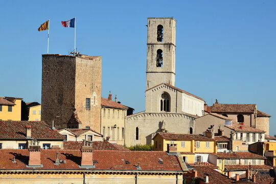 France, c&ocirc;te d'azur, Grasse, la vieille ville de cette cit&eacute; capitale des parfums.