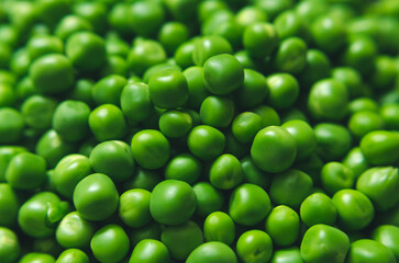green peas background