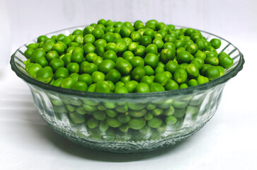 green peas in a bowl