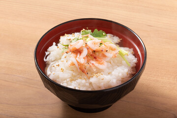 桜えび　出汁茶漬け