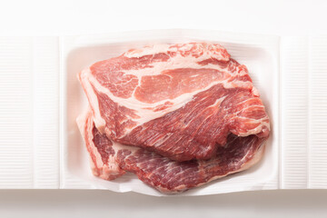 ［沖縄県産　アグー豚］豚肩ロース　ステーキ・カツ用