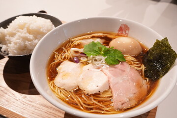 Soy Sauce or Shoyu Noodle with Roasted Chicken in Japan - 日本 鶏チャーシュー 醤油ラーメン	