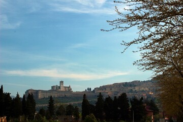 Italy, Umbria, Perugia: Foreshortening of Assisi.