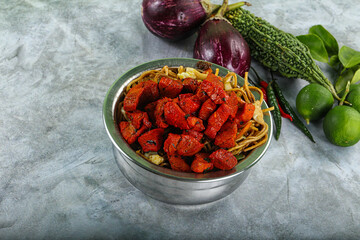 Stir fried noodles with pork