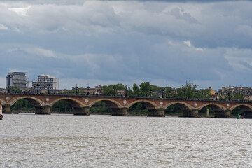 Naklejka premium le pont de pierre à bordeaux
