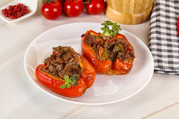 Bell pepper stuffed minced meat