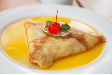 Crepas con leche condensada y amaranto