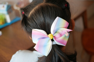 little girl with Hair clip 