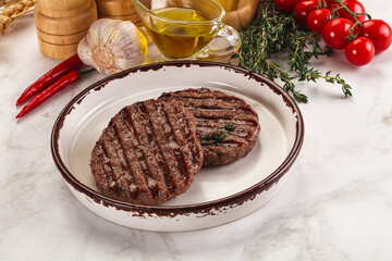 Grilled beef cutlet for burger