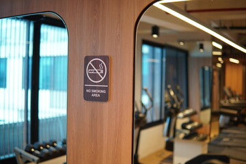 no smoking sign in gym