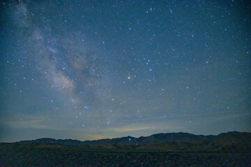 Gansu Province Baiyin Shuyong Taikoucheng - Castle and mountains under the Milky Way