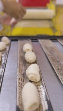 P&atilde;o sendo feito na padaria
