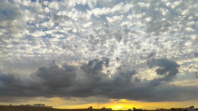 Desert atmosphere (Nabil Saad)